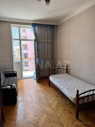İcarəyə verilir 3 otaqlı yeni tikili 75 m², 28 May m., photo 10 from 12