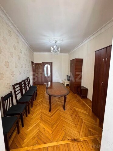 İcarəyə verilir 3 otaqlı yeni tikili 75 m², 28 May m., photo 1 from 12