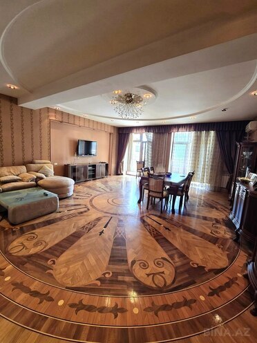 Satılır 3 otaqlı yeni tikili 165.5 m², 28 May m., photo 1 from 9