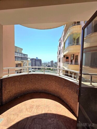 Satılır 3 otaqlı yeni tikili 165.5 m², 28 May m., photo 8 from 9
