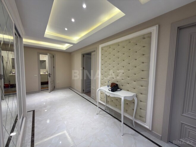 Сдаётся 3-комн. новостройка 175 м², м. Низами, photo 19 from 27