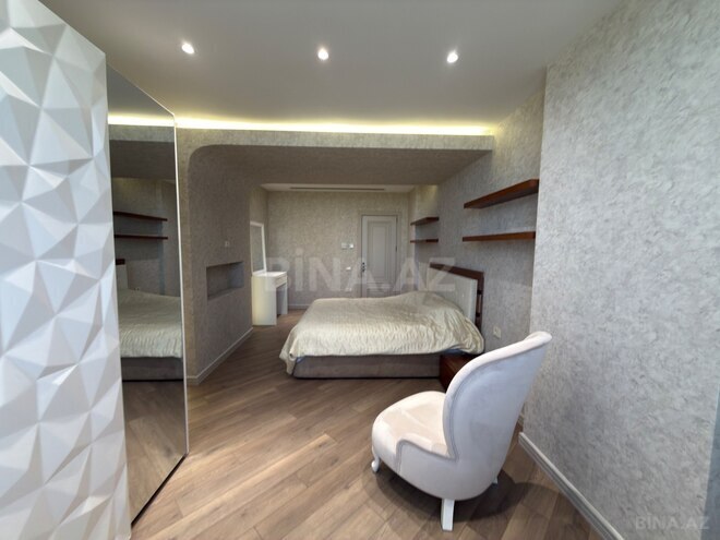 Сдаётся 3-комн. новостройка 175 м², м. Низами, photo 15 from 27