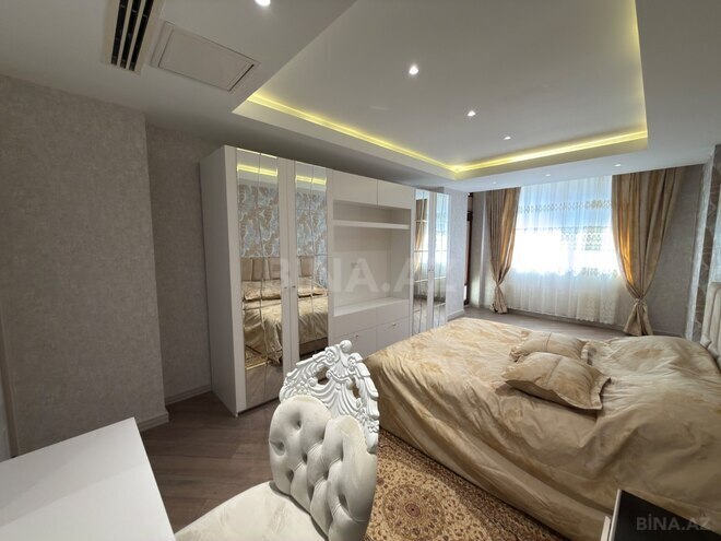 Сдаётся 3-комн. новостройка 175 м², м. Низами, photo 10 from 27