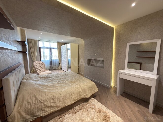 Сдаётся 3-комн. новостройка 175 м², м. Низами, photo 11 from 27
