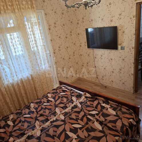 Satılır 4 otaqlı köhnə tikili 110 m², Yeni Günəşli q., photo 7 from 16