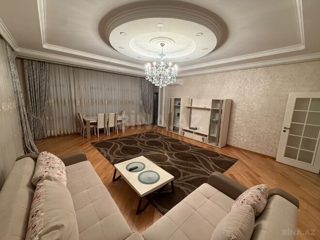 Сдаётся 3-комн. новостройка 150 м², м. Элмляр Академиясы, photo 1 from 16