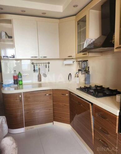Продаётся 3-комн. вторичка 80 м², м. Ази Асланов, photo 17 from 24