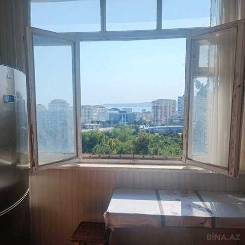 Продается 2-комн. вторичка 65 м², м. Ахмедлы, photo 16 from 19