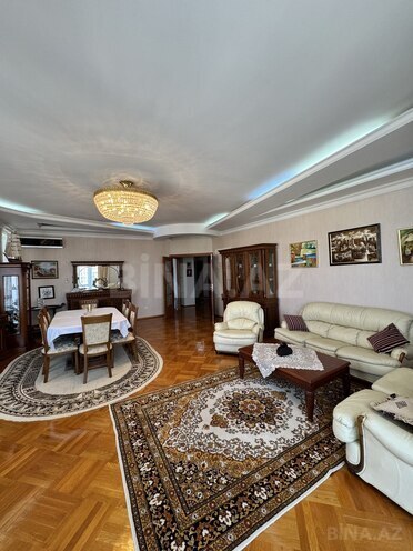 Продается 4-комн. новостройка 200 м², м. Низами, photo 5 from 16
