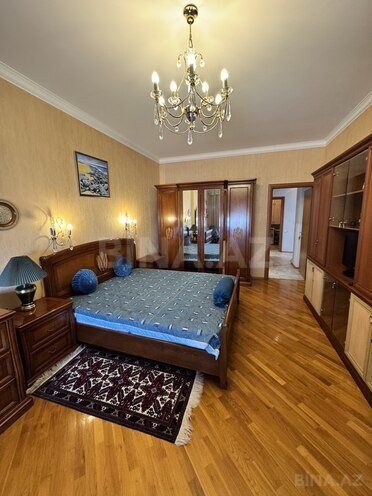 Продается 4-комн. новостройка 200 м², м. Низами, photo 12 from 16