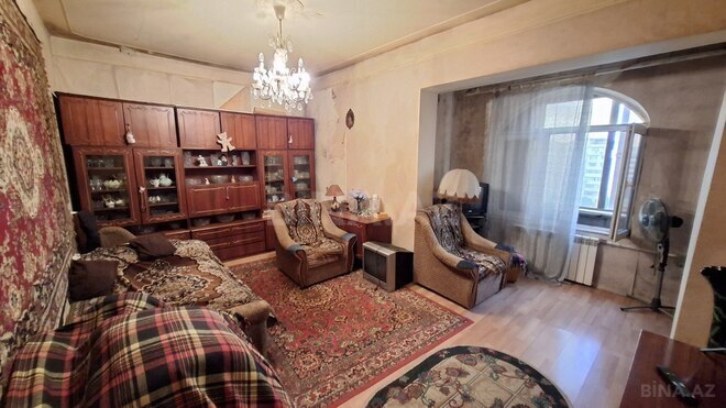 Satılır 2 otaqlı köhnə tikili 70 m², Azadlıq Prospekti m., photo 4 from 16