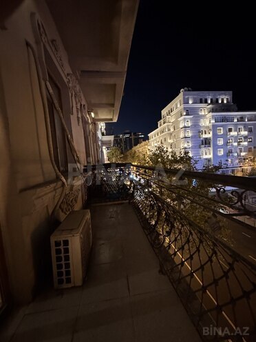 Satılır 3 otaqlı köhnə tikili 85 m², Sahil m., photo 13 from 27
