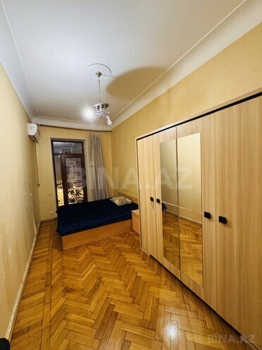 Satılır 3 otaqlı köhnə tikili 85 m², Sahil m., photo 9 from 27