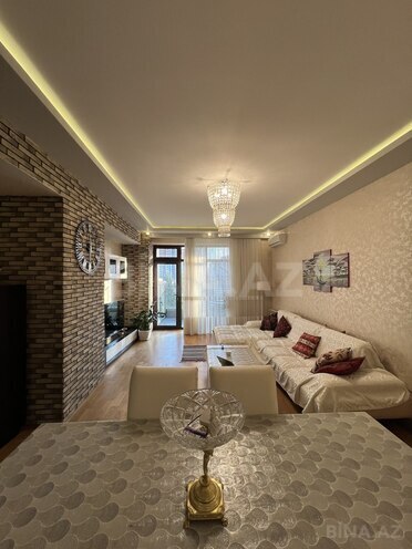 Продается 3-комн. новостройка 145 м², м. 8 ноября, photo 1 from 19