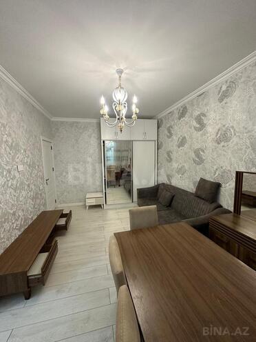 Продаётся 2-комн. вторичка 35 м², м. Мемар Аджеми, photo 1 from 17