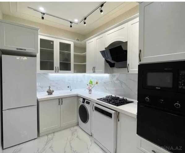 Продаётся 3-комн. вторичка 85 м², м. Мемар Аджеми, photo 5 from 8
