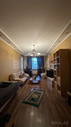 Продаётся 2-комн. новостройка 95 м², м. Иншаатчылар, photo 1 from 8