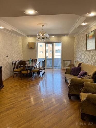 Сдается 3-комн. новостройка 140 м², м. Элмляр Академиясы, photo 4 from 11