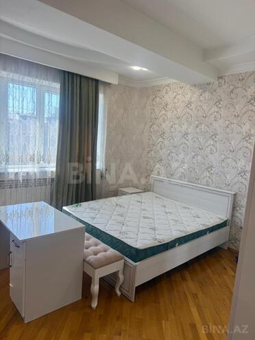 Сдается 3-комн. новостройка 140 м², м. Элмляр Академиясы, photo 3 from 11