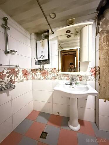Продаётся 3-комн. вторичка 80 м², м. Элмляр Академиясы, photo 15 from 20