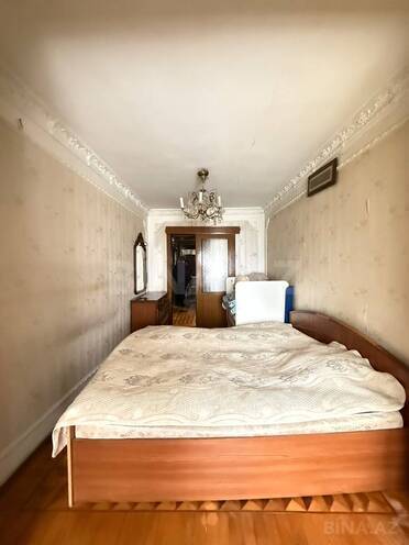 Продаётся 3-комн. вторичка 80 м², м. Элмляр Академиясы, photo 9 from 20