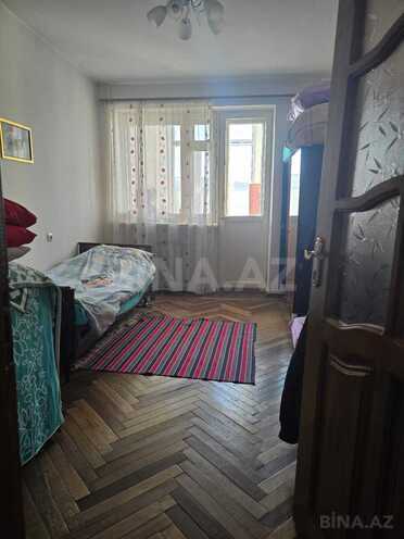 Продается 3-комн. вторичка 70 м², м. Ичеришехер, photo 4 from 12