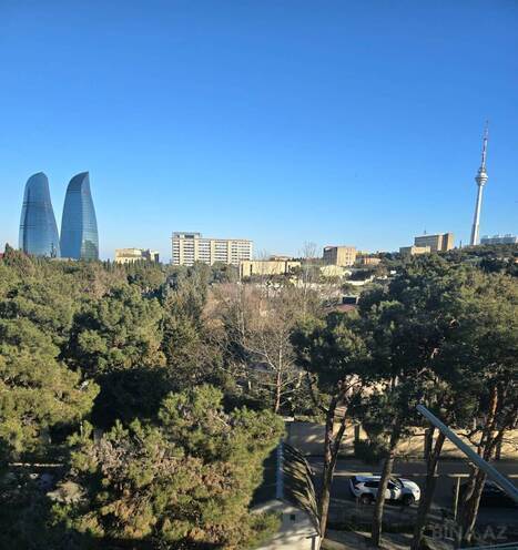 Продается 3-комн. вторичка 70 м², м. Ичеришехер, photo 11 from 12