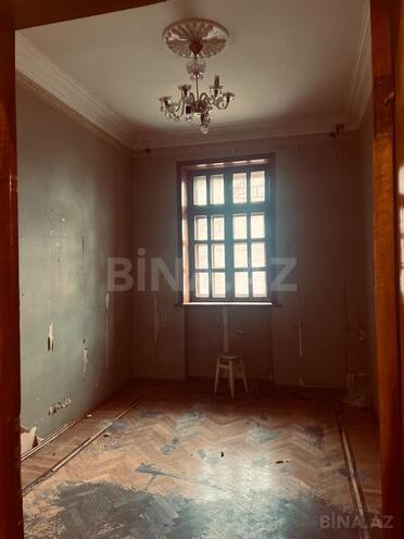 Продаётся 6-комн. вторичка 70 м², м. Нариман Нариманов, photo 3 from 18
