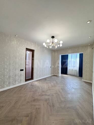 Продаётся 3-комн. вторичка 85 м², м. Ази Асланов, photo 1 from 18