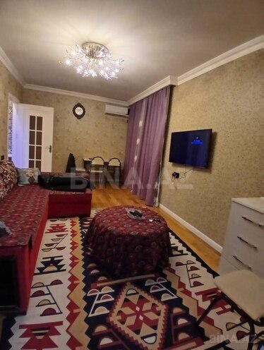 Сдаётся 2-комн. вторичка 43 м², м. Элмляр Академиясы, photo 4 from 9