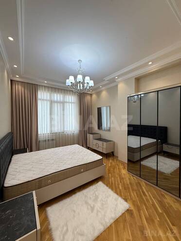 Сдаётся 3-комн. новостройка 110 м², м. 8 ноября, photo 7 from 18
