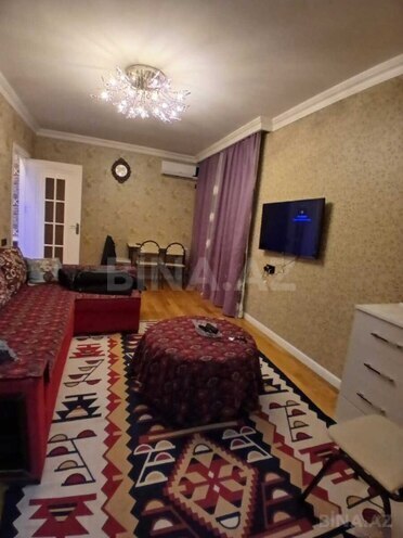 Сдаётся 2-комн. вторичка 45 м², м. Элмляр Академиясы, photo 1 from 8