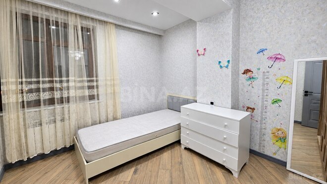 Сдается 3-комн. новостройка 110 м², м. Гянджлик, photo 8 from 13