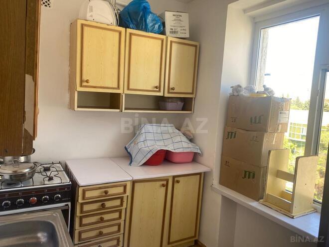 Satılır 1 otaqlı köhnə tikili 40 m², İnşaatçılar m., photo 7 from 30