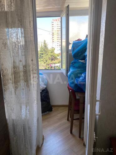 Satılır 1 otaqlı köhnə tikili 40 m², İnşaatçılar m., photo 8 from 30