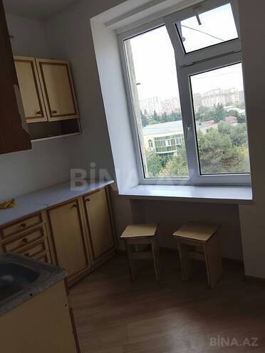 Satılır 1 otaqlı köhnə tikili 40 m², İnşaatçılar m., photo 23 from 30