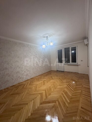 Satılır 2 otaqlı köhnə tikili 48 m², İnşaatçılar m., photo 15 from 25
