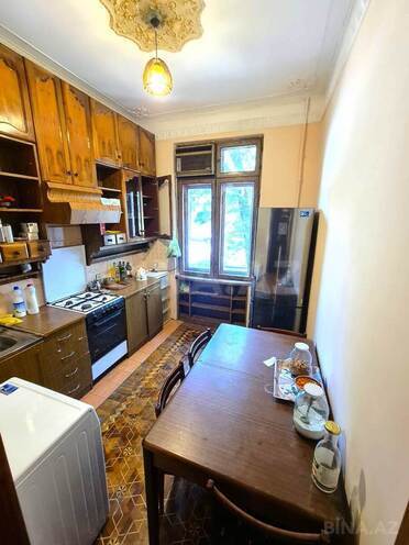 İcarəyə verilir 2 otaqlı köhnə tikili 60 m², 8 Noyabr m., photo 11 from 16