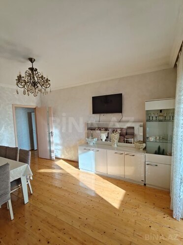 Сдается 2-комн. новостройка 55 м², Абшеронcкий  р., photo 14 from 21