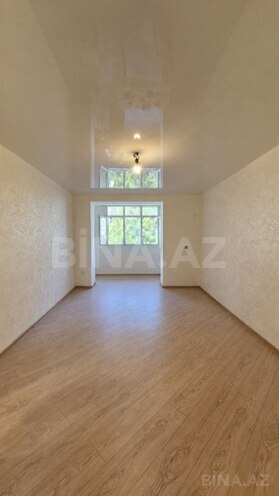 Продается 2-комн. вторичка 55 м², м. Элмляр Академиясы, photo 1 from 12