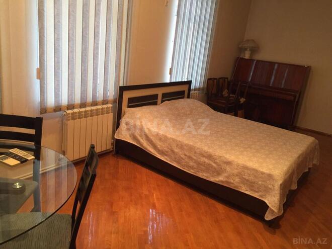 Продаётся 5-комн. вторичка 180 м², м. Сахил, photo 7 from 12