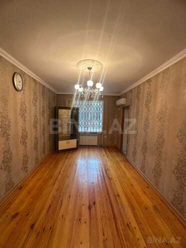 Продаётся 3-комн. вторичка 65 м², м. Ахмедлы, photo 1 from 12
