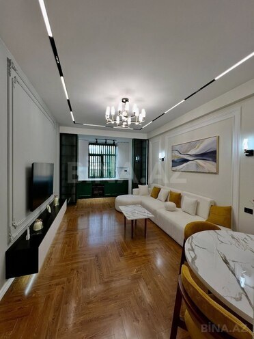 Сдается 2-комн. новостройка 70 м², м. Элмляр Академиясы, photo 4 from 13