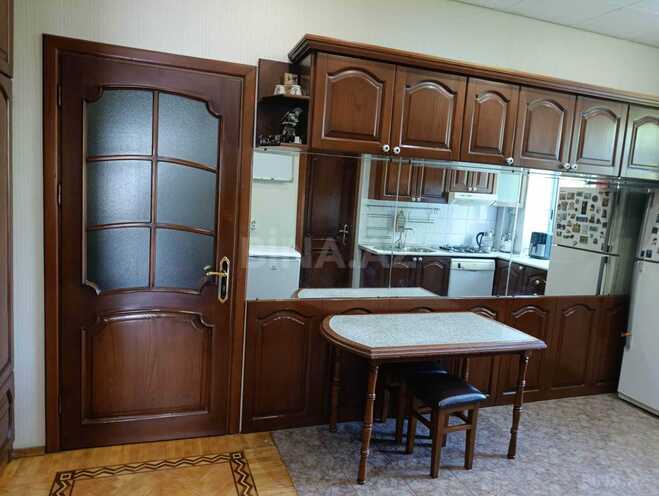 Продаётся 3-комн. вторичка 96 м², м. Сахил, photo 12 from 18