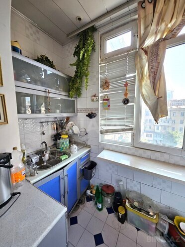 Satılır 2 otaqlı köhnə tikili 35 m², 28 May m., photo 8 from 16