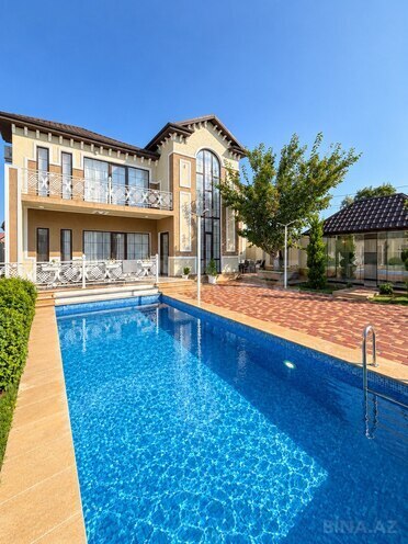 Satılır 7 otaqlı həyət evi/bağ evi 365 m², Şüvəlan q., photo 1 from 32