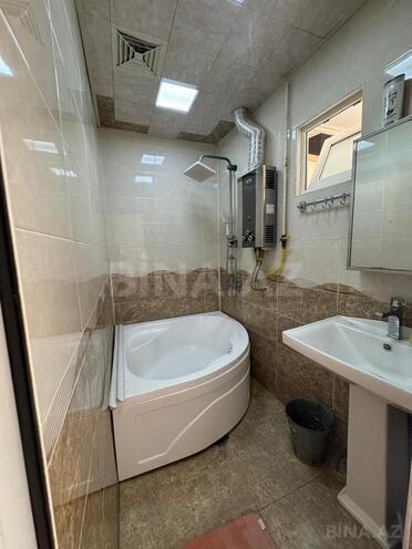 Satılır 2 otaqlı köhnə tikili 65 m², Massiv V q., photo 11 from 13