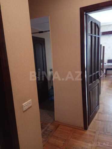 Продается 2-комн. вторичка 65 м², м. Элмляр Академиясы, photo 5 from 18