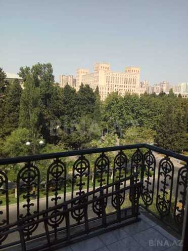Продается 2-комн. вторичка 65 м², м. Элмляр Академиясы, photo 17 from 18
