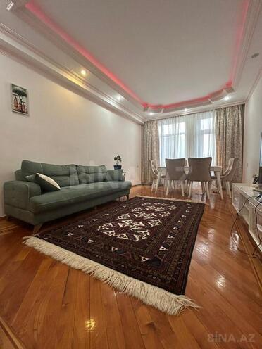 Продаётся 3-комн. новостройка 144 м², м. Низами, photo 3 from 7